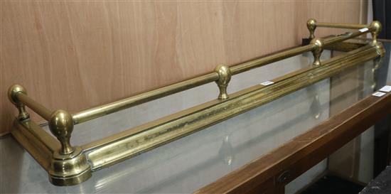 A brass fender W.124cm